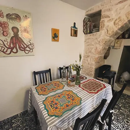 Feriehus Trulli Le 5 Nicchie Martina Franca